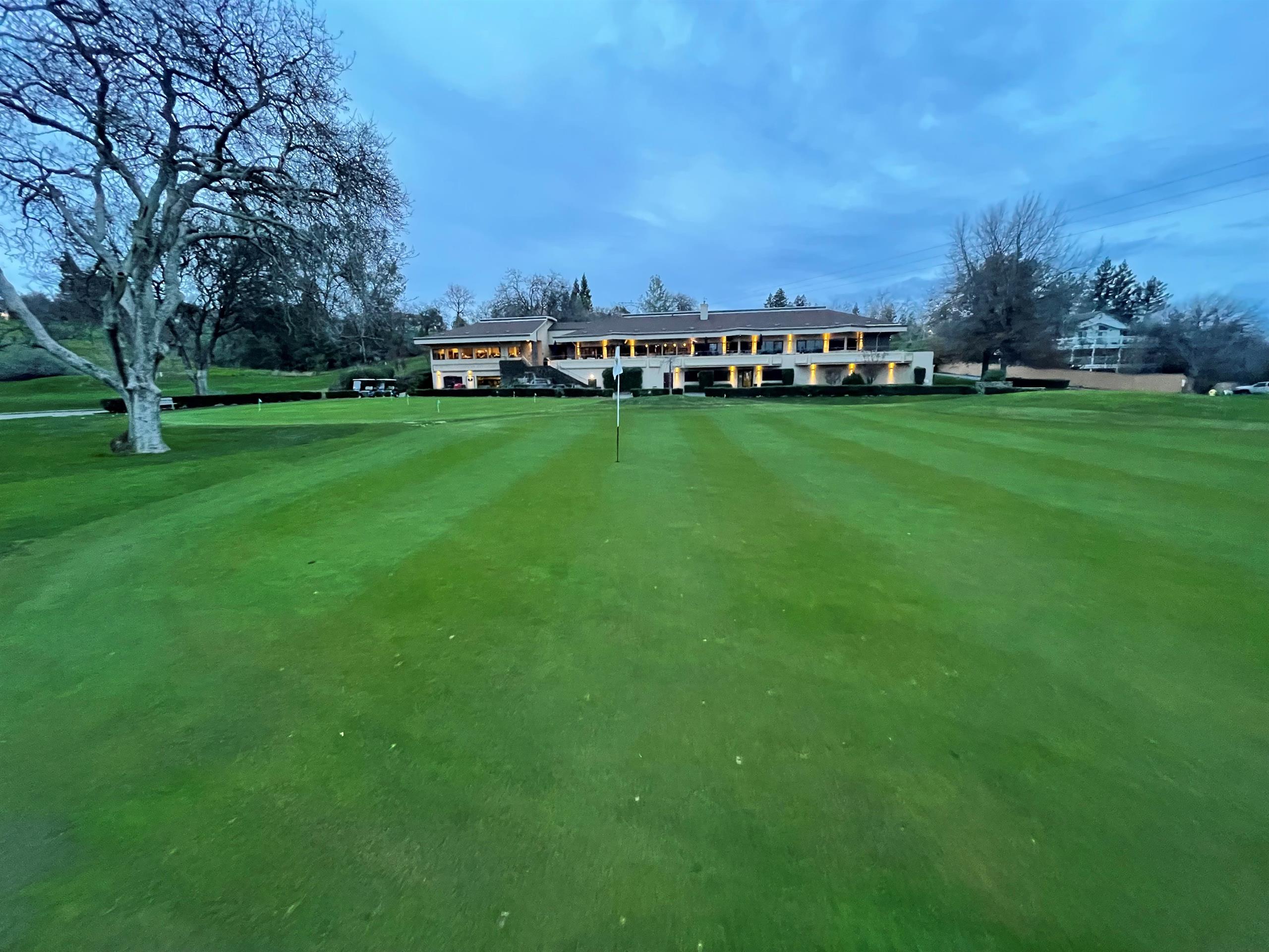 amenities-banner-clubhouse